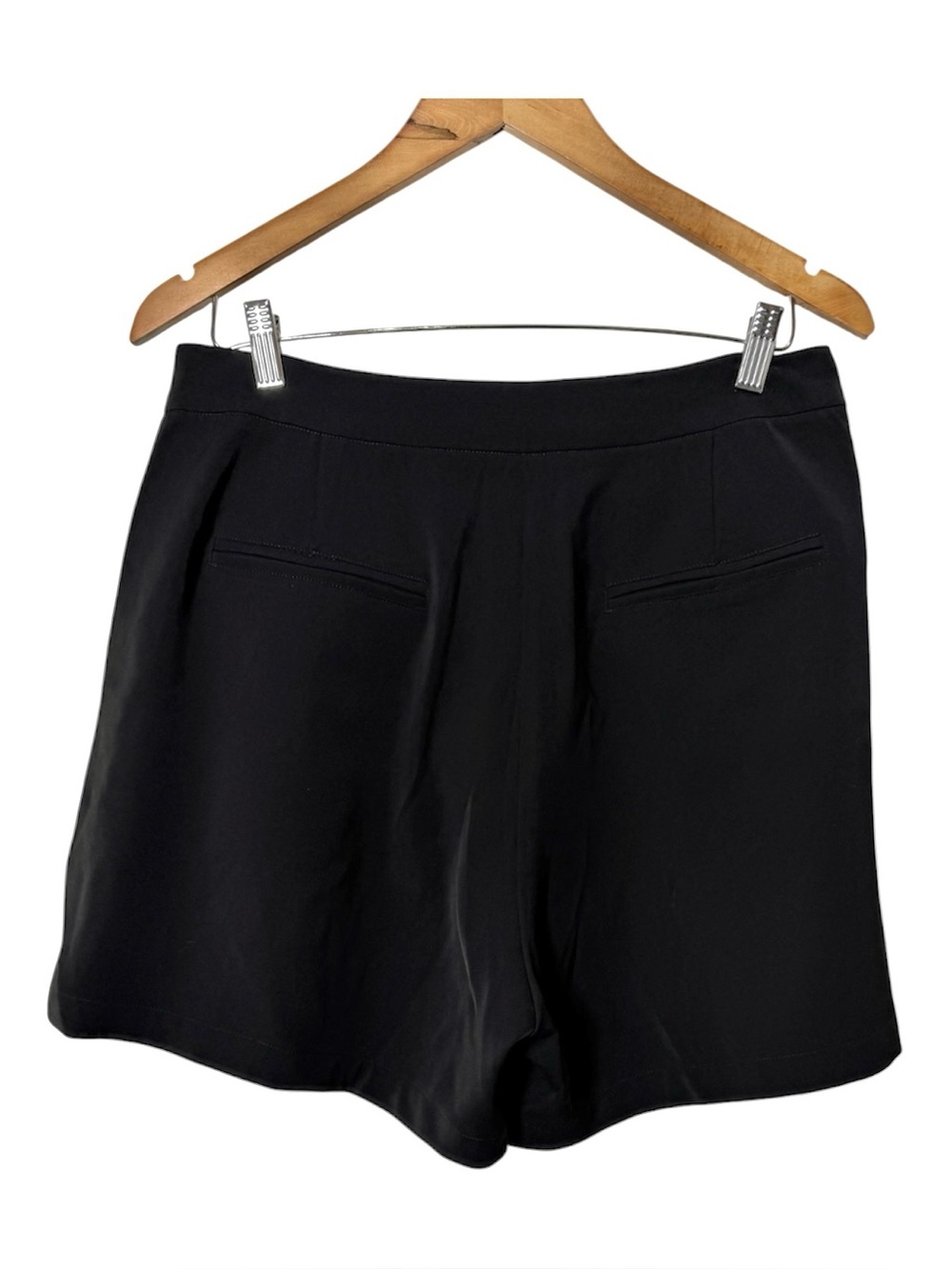 Commense Black Pleated High-Waist Women's Shorts - Picture 7 of 7